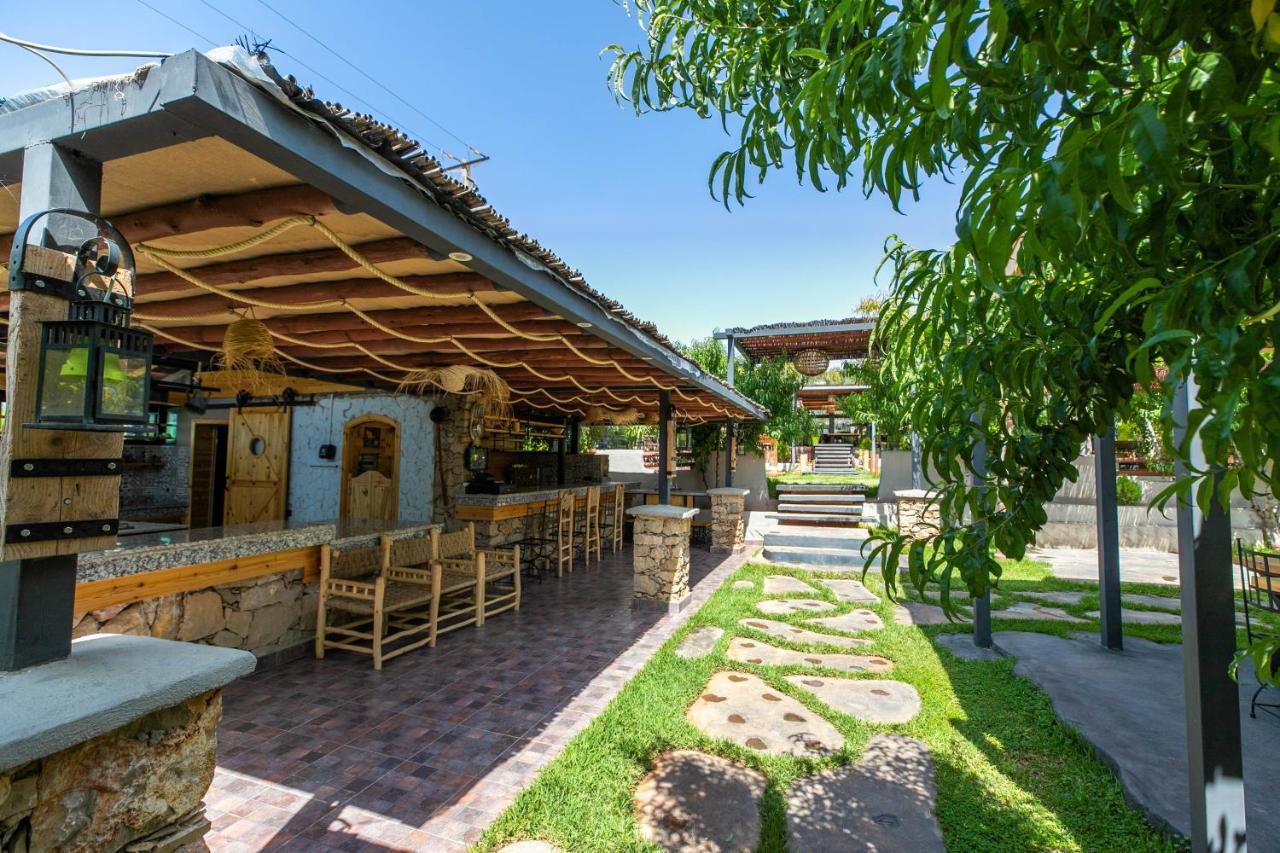 Riad Bella Montana Aïn Cheggag 外观 照片